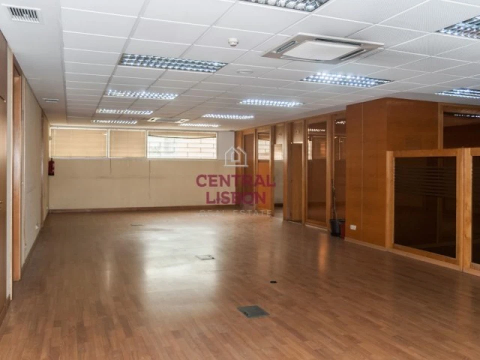 Negócio para Venda em Avenidas Novas Foto 8