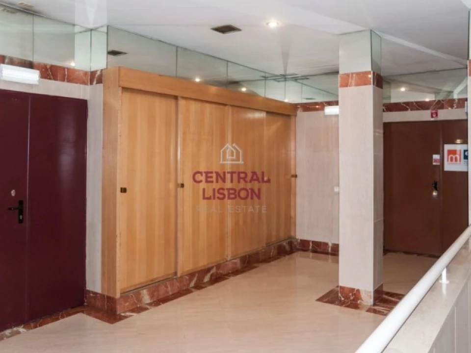 Negócio para Venda em Avenidas Novas Foto 9