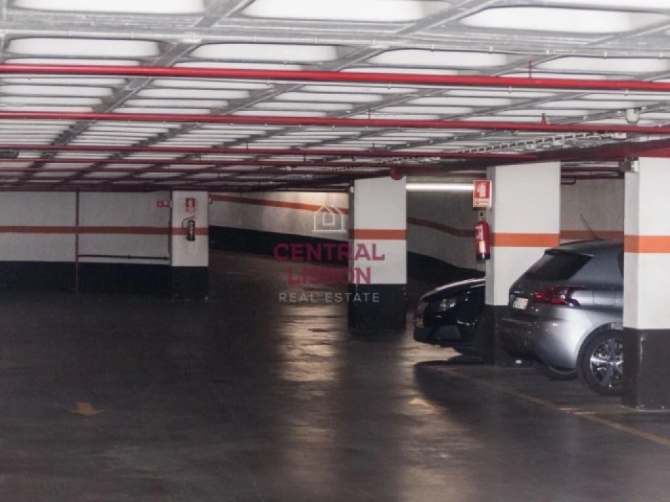 Negócio para Venda em Avenidas Novas Foto 11