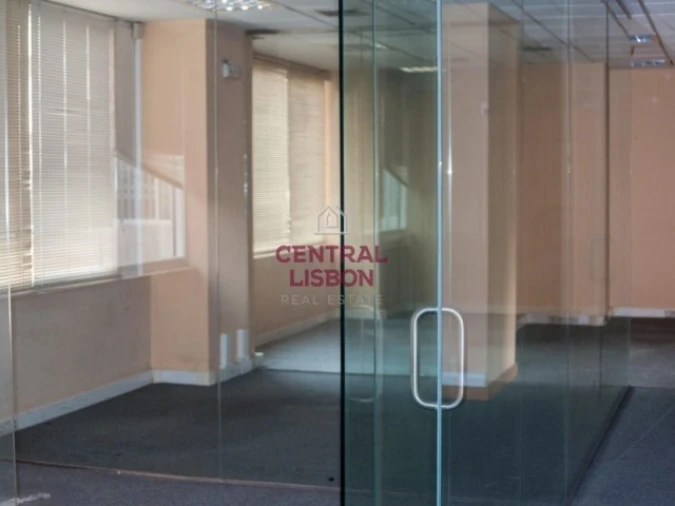 Negócio para Venda em Avenidas Novas Foto 2