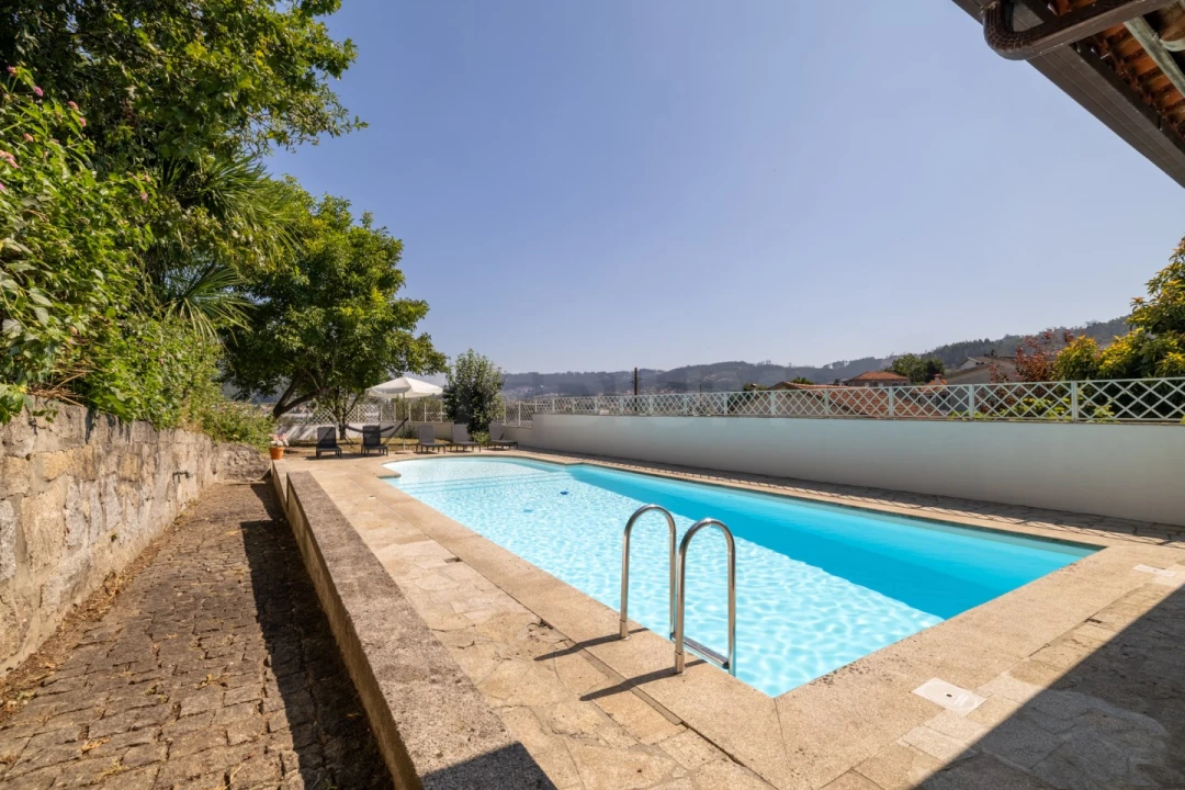 Moradia T5 para Venda em Vale (São Cosme), Telhado e Portela Foto 11