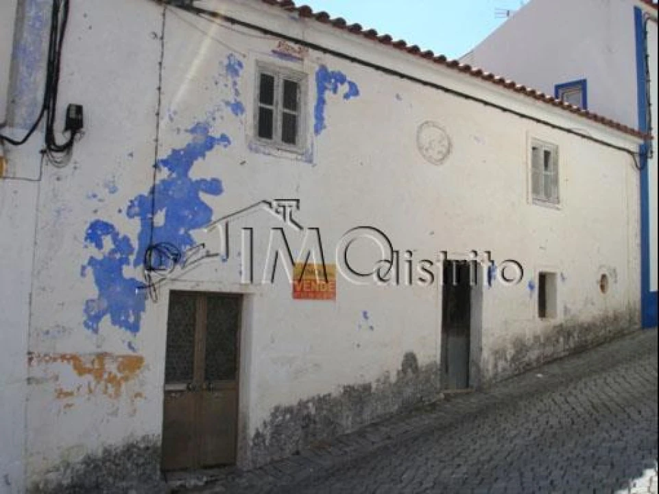 Moradia T2 para Venda em Ribeira de Nisa e Carreiras Foto 1