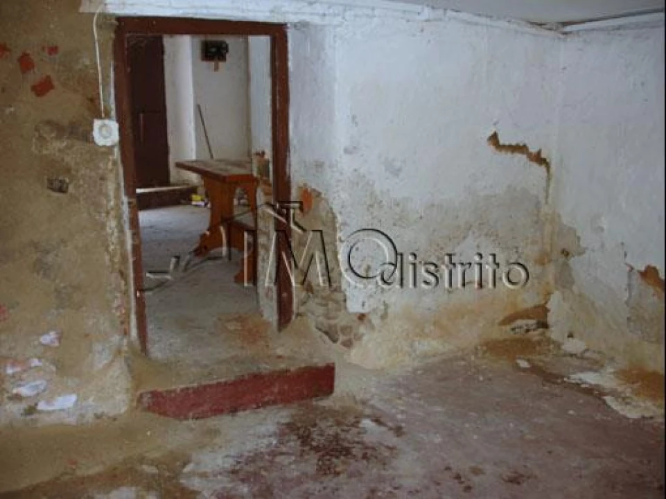 Moradia T2 para Venda em Ribeira de Nisa e Carreiras Foto 5