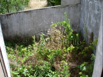 Moradia T2 para Venda em Ribeira de Nisa e Carreiras