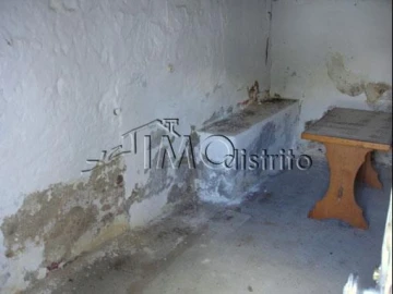Moradia T2 para Venda em Ribeira de Nisa e Carreiras