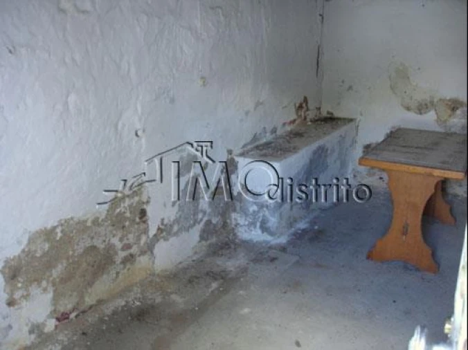 Moradia T2 para Venda em Ribeira de Nisa e Carreiras Foto 2