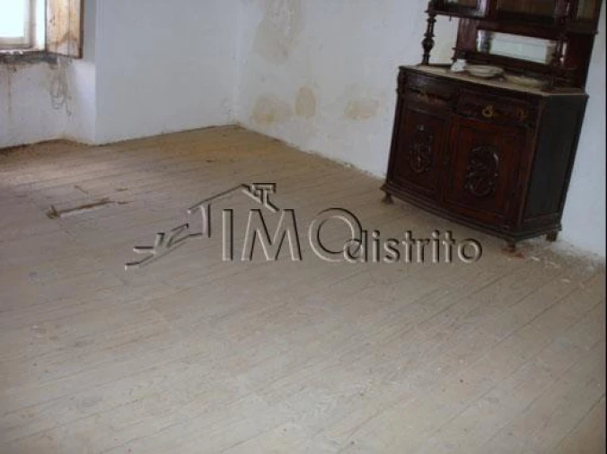 Moradia T2 para Venda em Ribeira de Nisa e Carreiras Foto 9