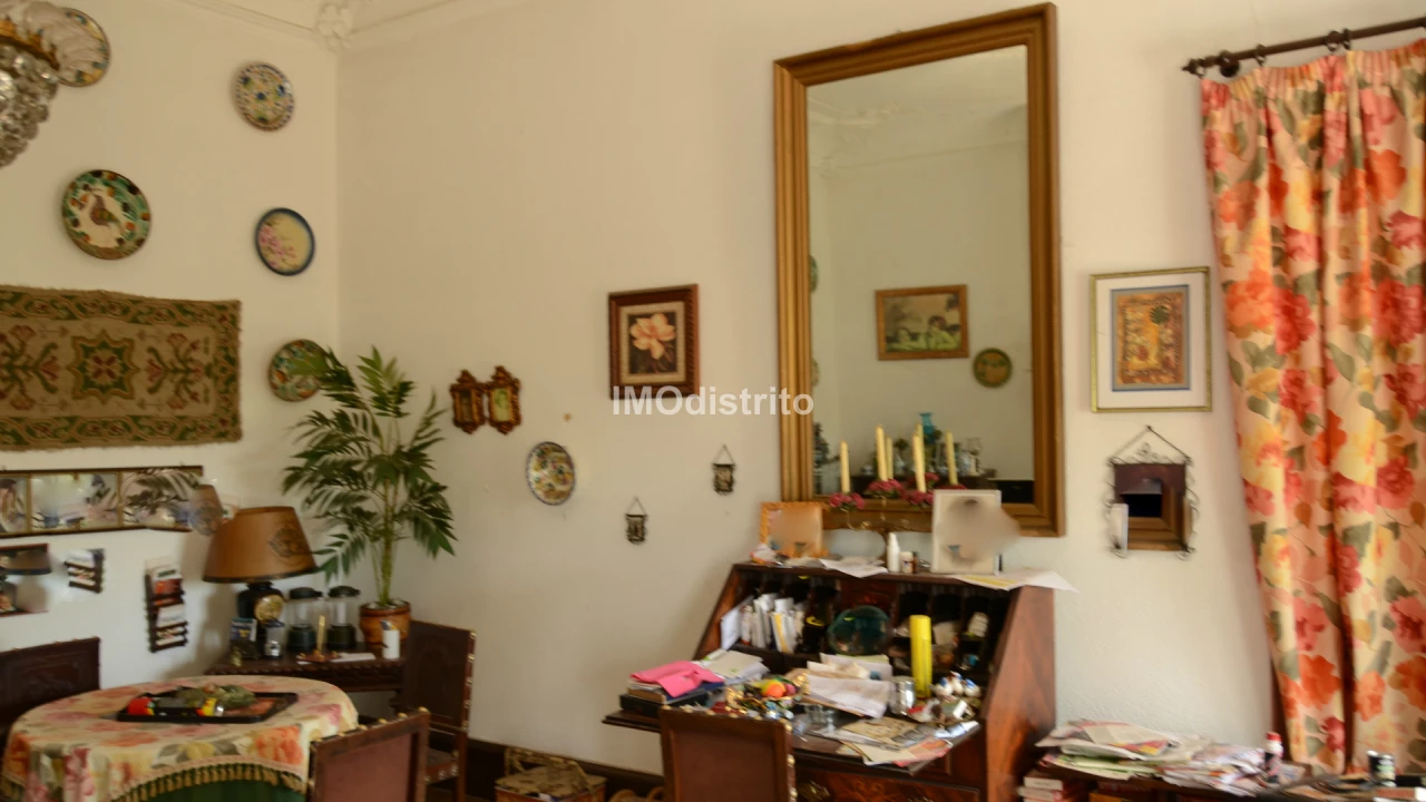 Moradia T10 para Venda em Sé e São Lourenço Foto 3