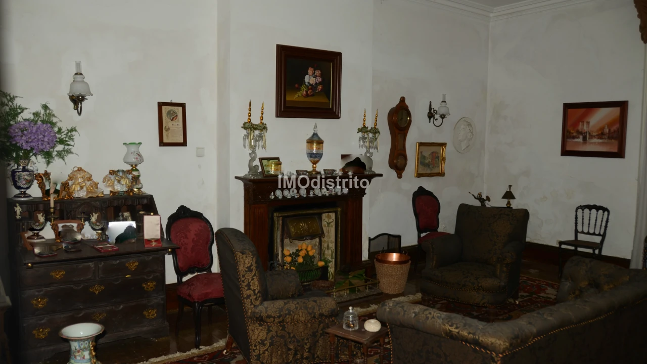 Moradia T10 para Venda em Sé e São Lourenço Foto 8