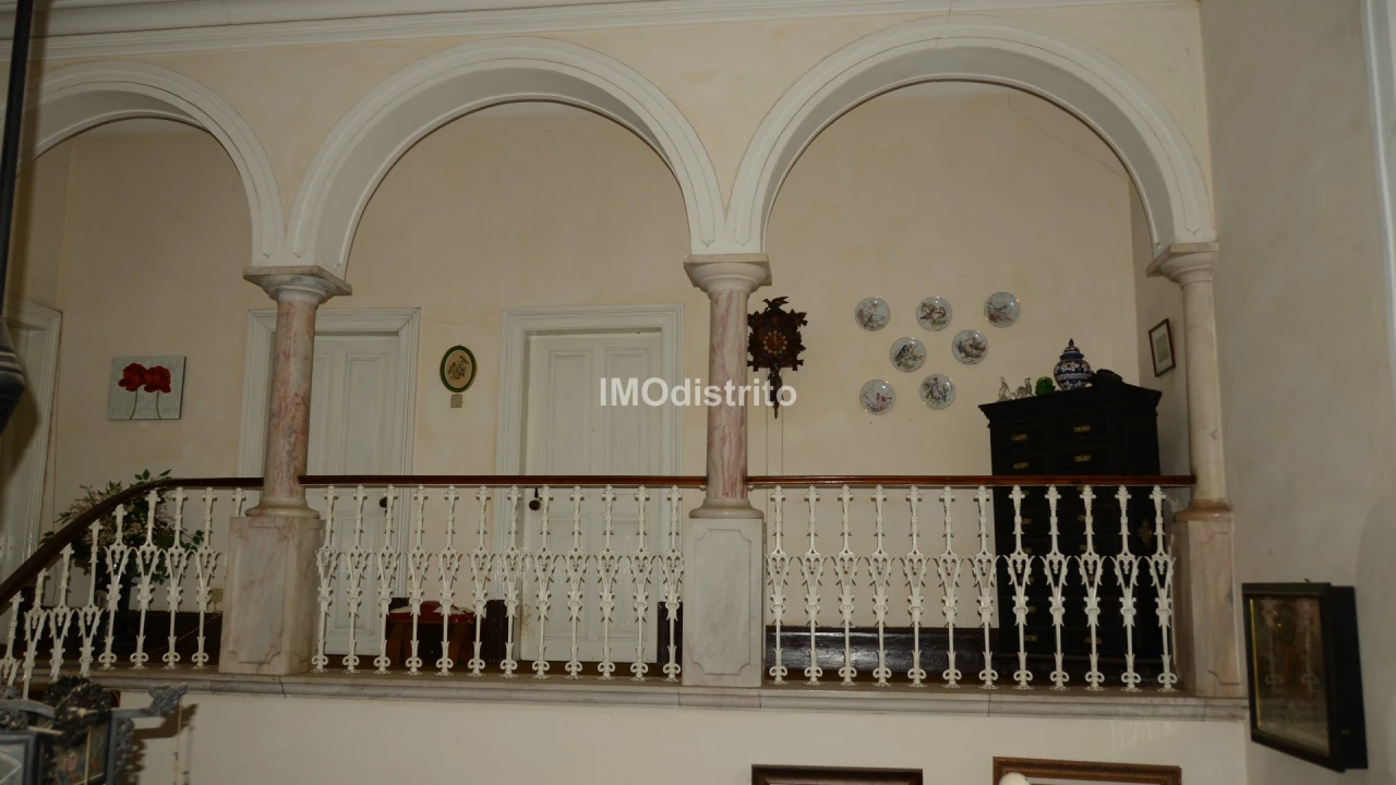 Moradia T10 para Venda em Sé e São Lourenço Foto 10