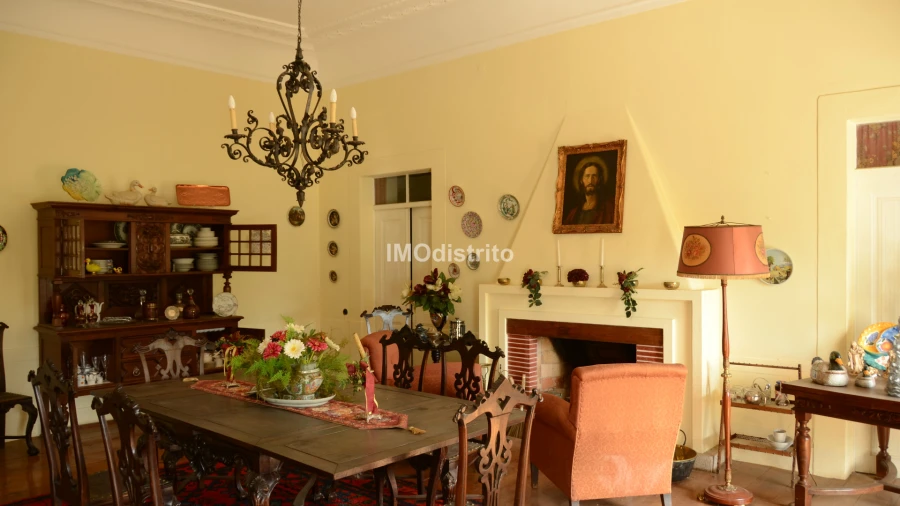 Moradia T10 para Venda em Sé e São Lourenço Foto 5