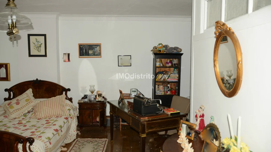 Moradia T10 para Venda em Sé e São Lourenço Foto 16