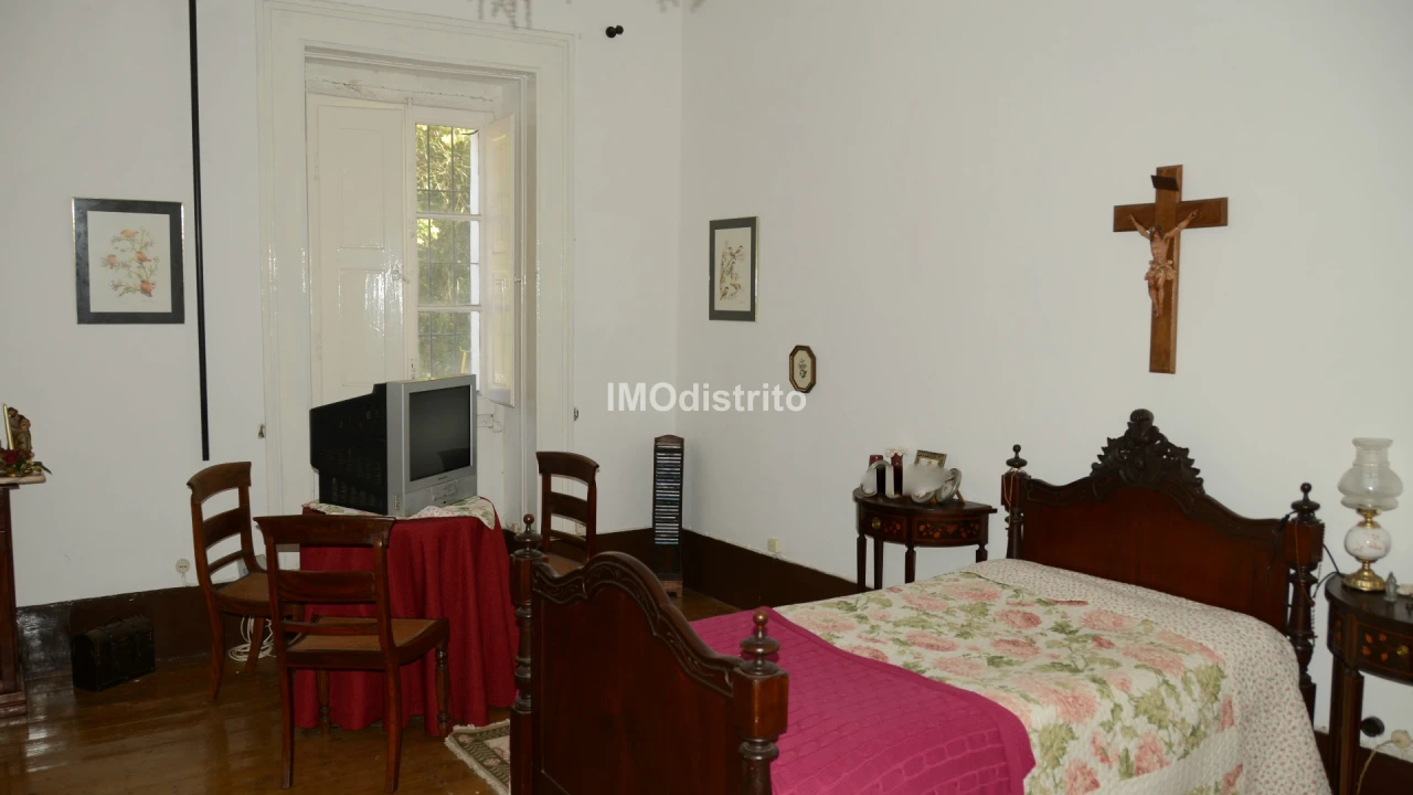 Moradia T10 para Venda em Sé e São Lourenço Foto 13