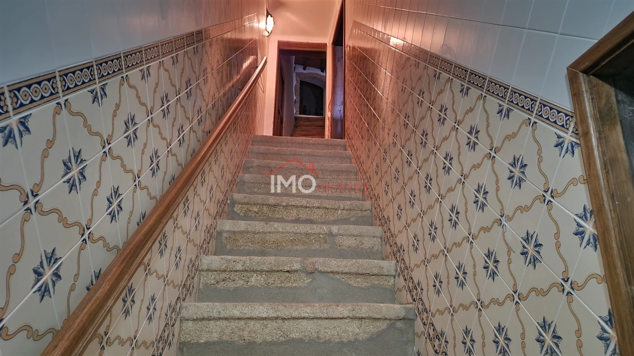 Moradia T2 para Venda em Santa Maria da Devesa Foto 6