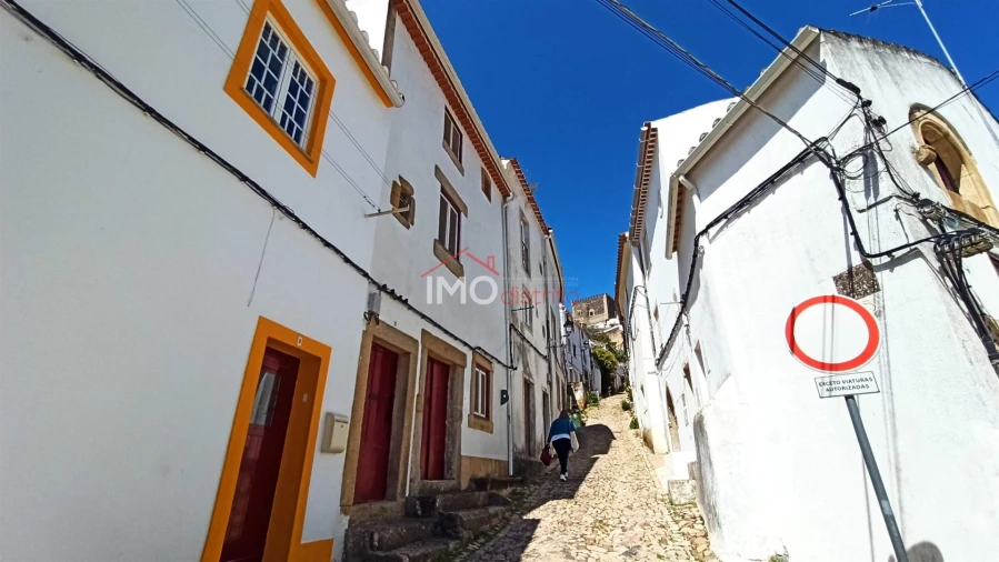 Moradia T2 para Venda em Santa Maria da Devesa Foto 3