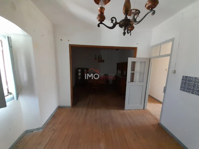 Moradia T3 para Venda em Santa Maria de Marvão Foto 7