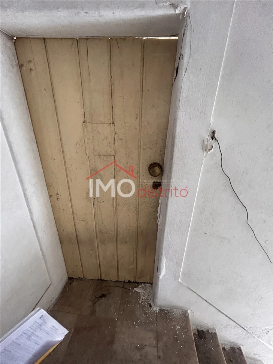 Moradia T0 para Venda em Sé e São Lourenço Foto 17