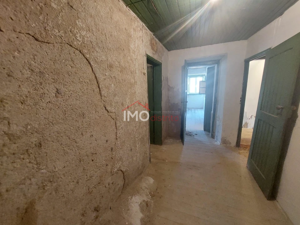 Moradia T2 para Venda em Santa Maria da Devesa Foto 13