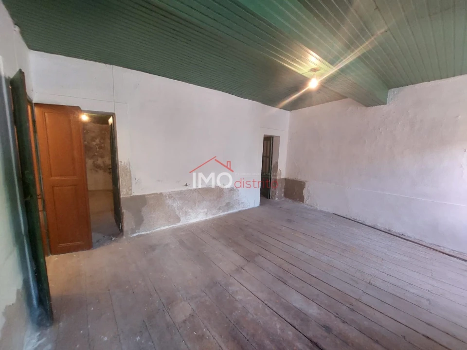 Moradia T2 para Venda em Santa Maria da Devesa Foto 18