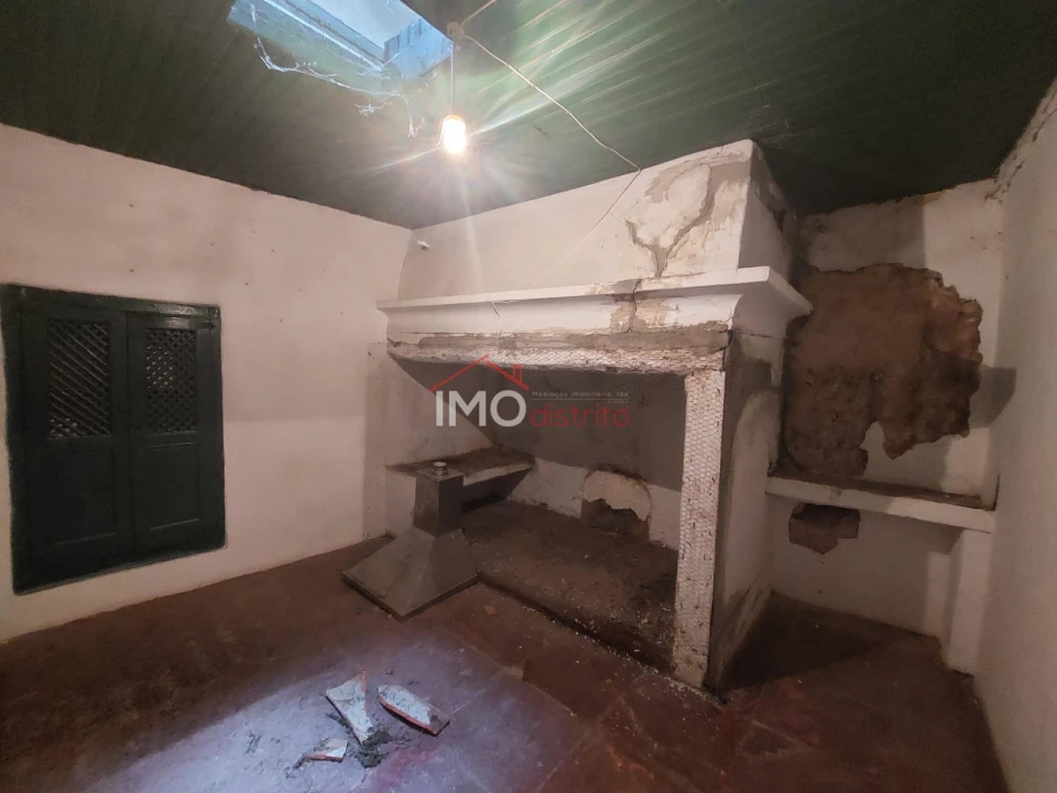 Moradia T2 para Venda em Santa Maria da Devesa Foto 14