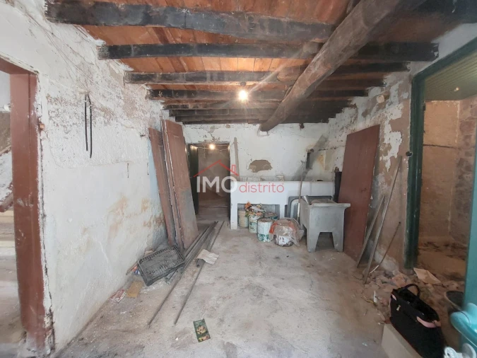 Moradia T2 para Venda em Santa Maria da Devesa Foto 2