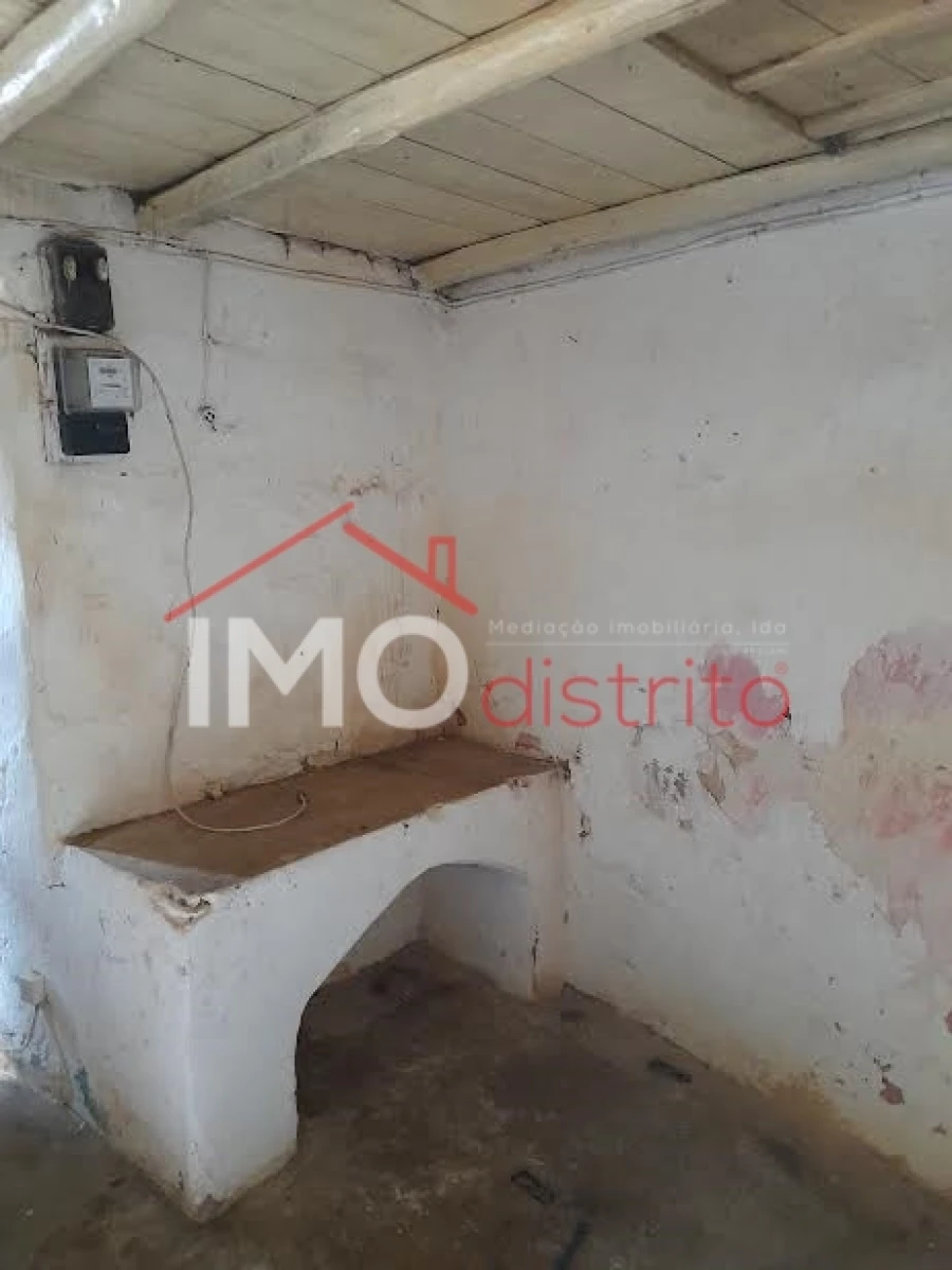 Moradia T0 para Venda em São Salvador da Aramenha Foto 11