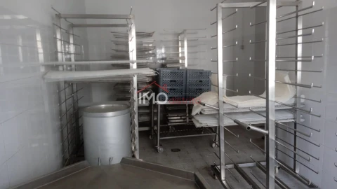 Moradia T3 para Venda em Nossa Senhora da Graça de Povoa e Meadas