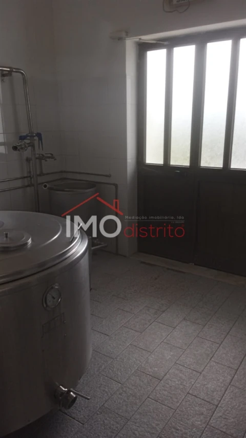 Moradia T3 para Venda em Nossa Senhora da Graça de Povoa e Meadas