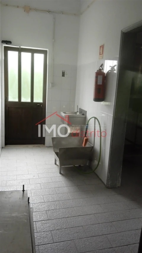 Moradia T3 para Venda em Nossa Senhora da Graça de Povoa e Meadas