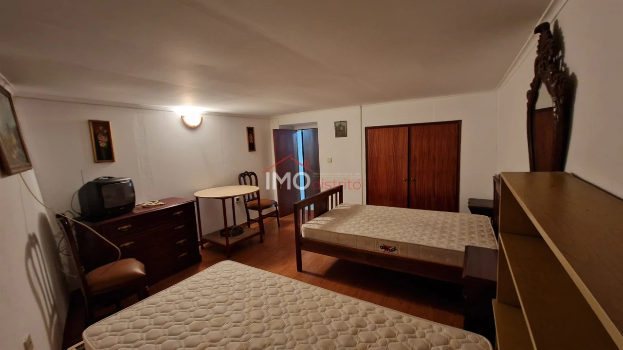 Apartamento T1 para Venda em Santa Maria da Devesa Foto 5