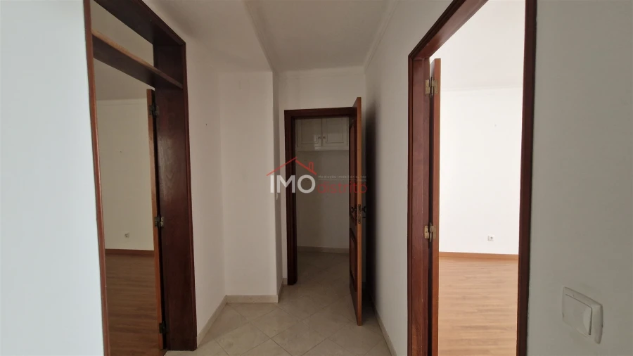 Apartamento T1 para Venda em Santa Maria da Devesa Foto 10