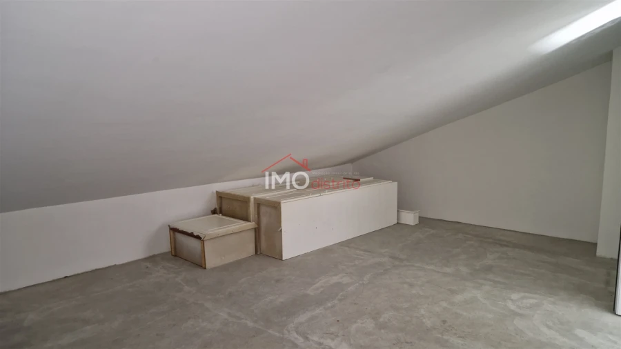 Apartamento T1 para Venda em Santa Maria da Devesa Foto 17