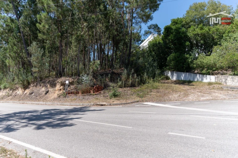Terreno P/ Prédio para Venda em Caxarias Foto 9