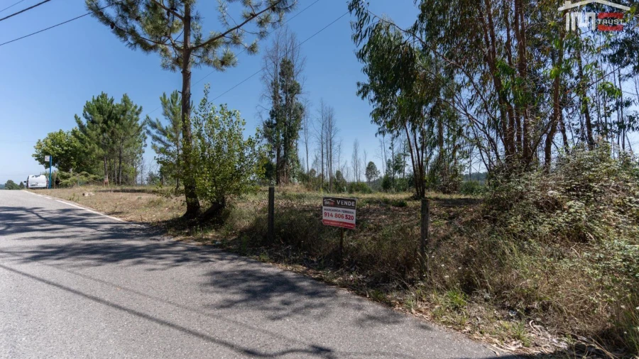 Terreno P/ Prédio para Venda em Caxarias