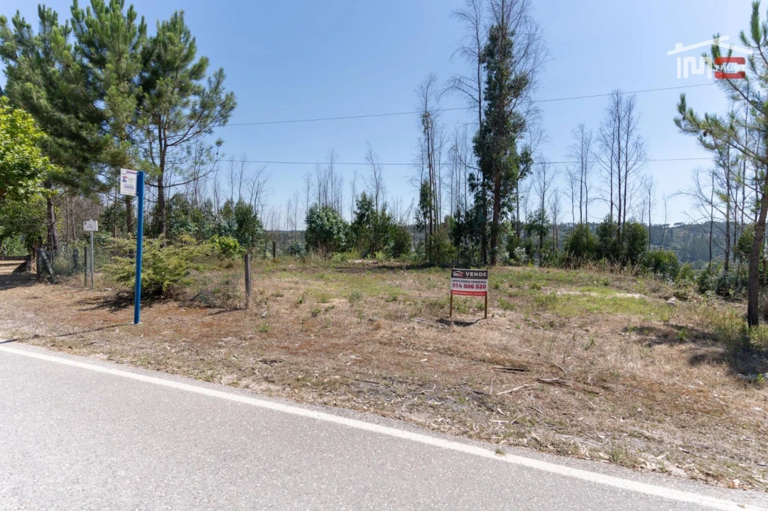 Terreno P/ Prédio para Venda em Caxarias Foto 1