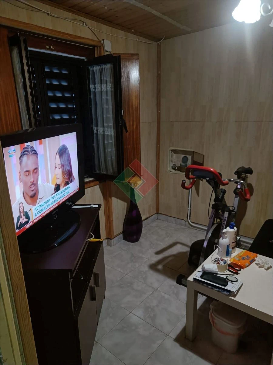 Moradia T2 para Venda em Foros de Arrão Foto 7