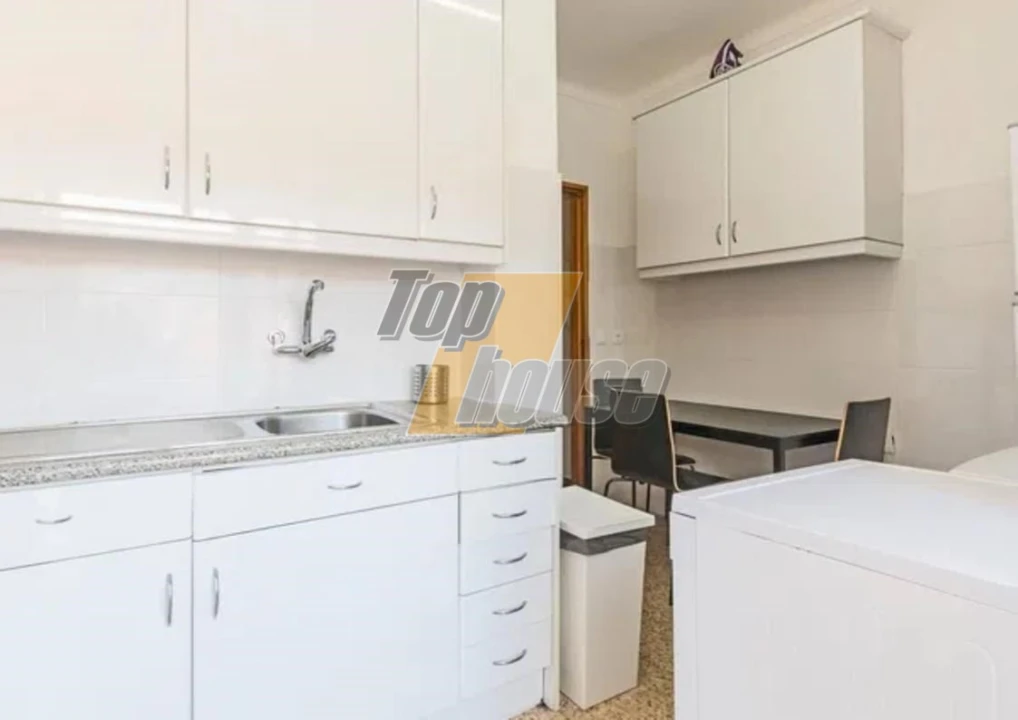 Apartamento T3 para Venda em Costa da Caparica Foto 7