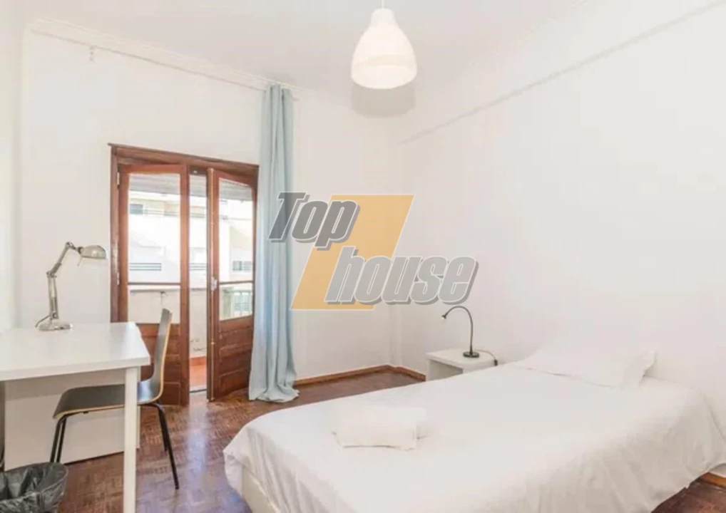 Apartamento T3 para Venda em Costa da Caparica Foto 11
