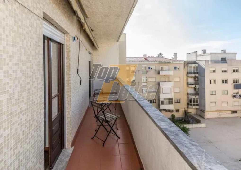 Apartamento T3 para Venda em Costa da Caparica Foto 14