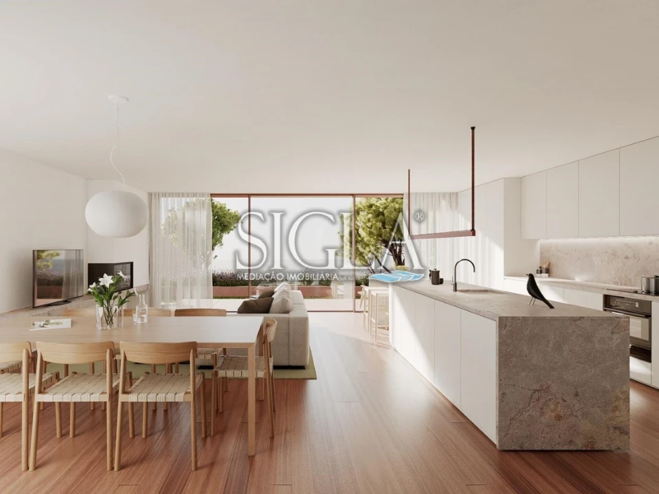 Moradia T4 para Venda em Madalena Foto 3