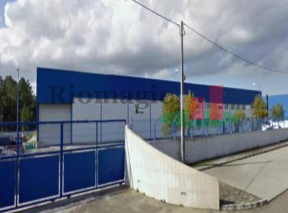 Armazém para Venda em Muge Foto 1