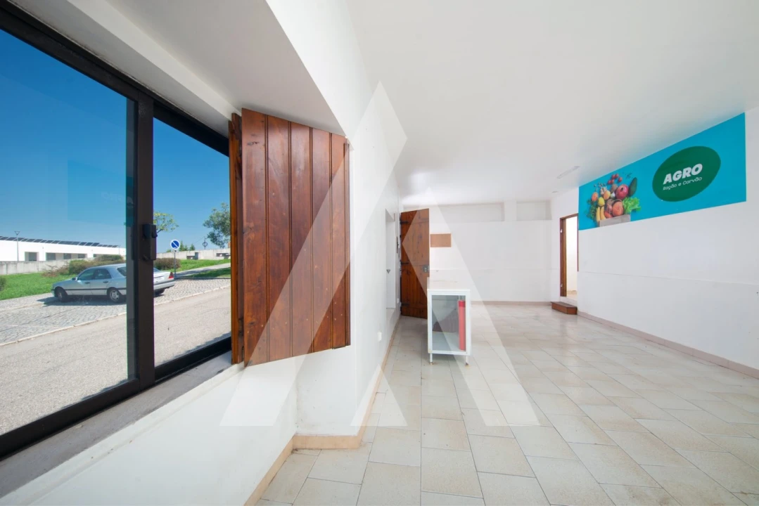 Moradia T3 para Venda em Ega Foto 12