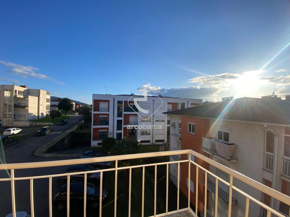 Apartamento T2 para Venda em Paço Foto 11