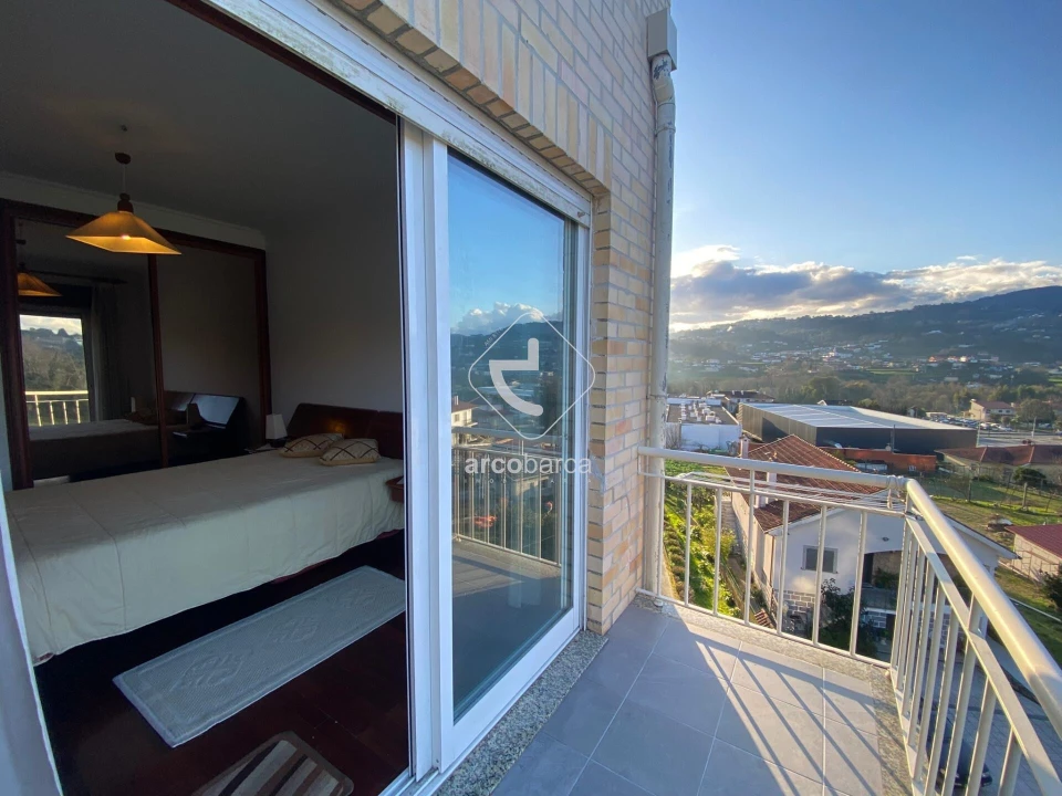 Apartamento T2 para Venda em Paço Foto 2