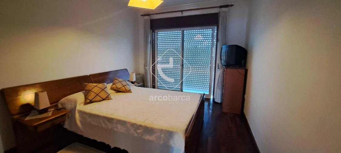 Apartamento T2 para Venda em Paço Foto 4