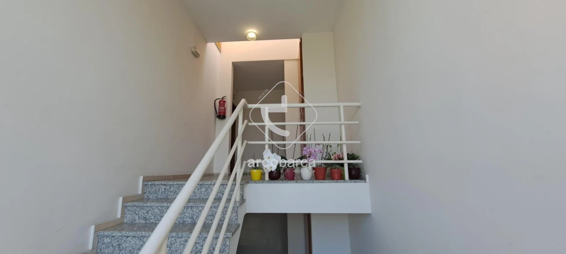 Apartamento T2 para Venda em Paço Foto 17
