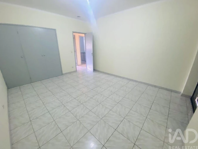 Moradia T5 para Venda em Campos e Vila Meã Foto 16