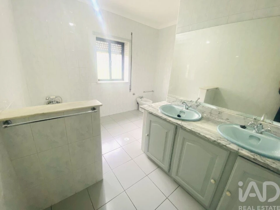 Moradia T5 para Venda em Campos e Vila Meã Foto 23