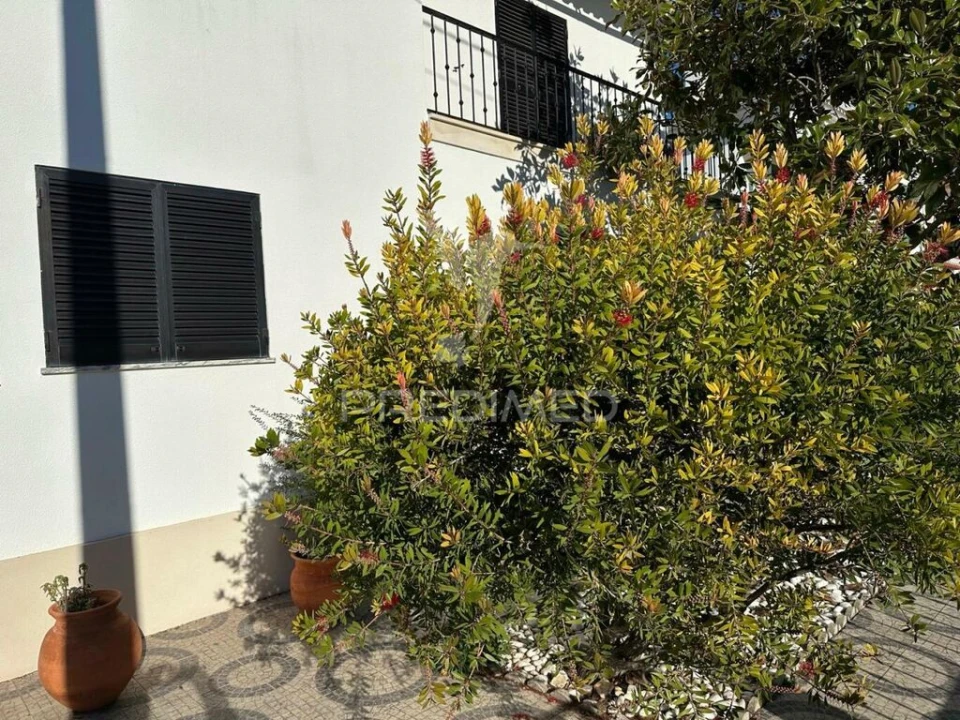 Moradia T5 para Venda em Romeira e Várzea Foto 2