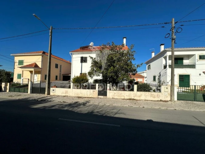 Moradia T5 para Venda em Romeira e Várzea Foto 6